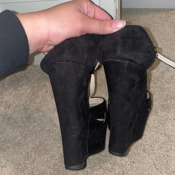 Fashion Focus Black Wedges with ankle strap NWOT - Picture 7 of 9